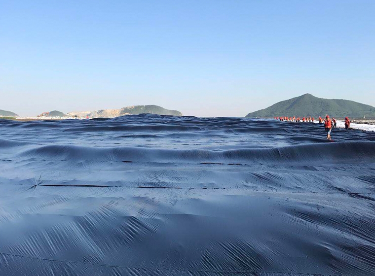 鋪設(shè)密封膜